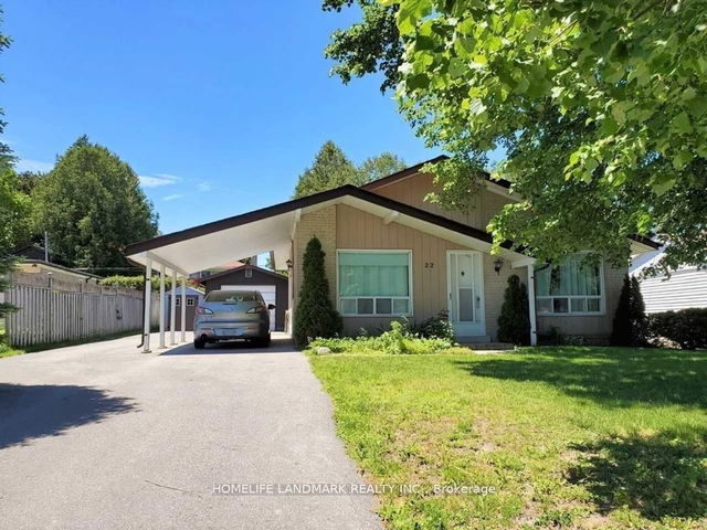 22 Knowles Crescent