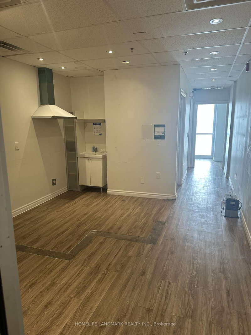 D3 - 28 South Unionville Ave, Markham, L3R 4P9 | Image 3