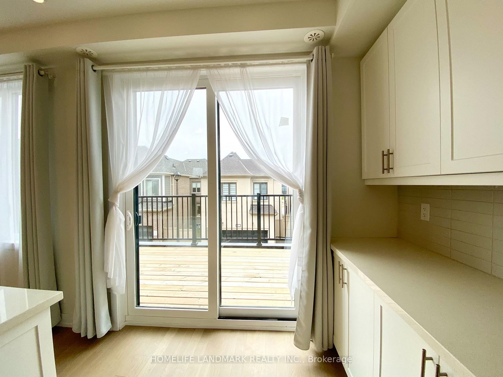 27 Guardhouse Crescent - Photo 13