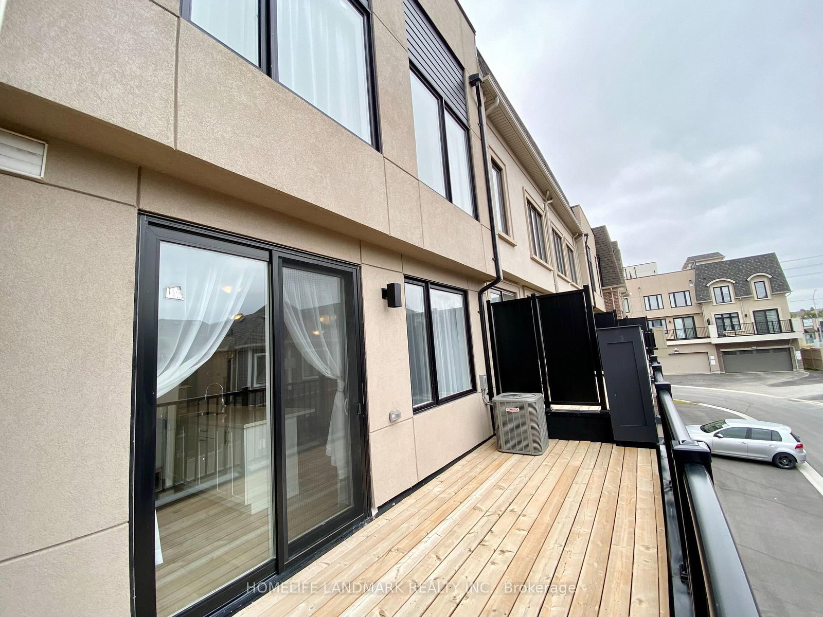 27 Guardhouse Crescent - Photo 15