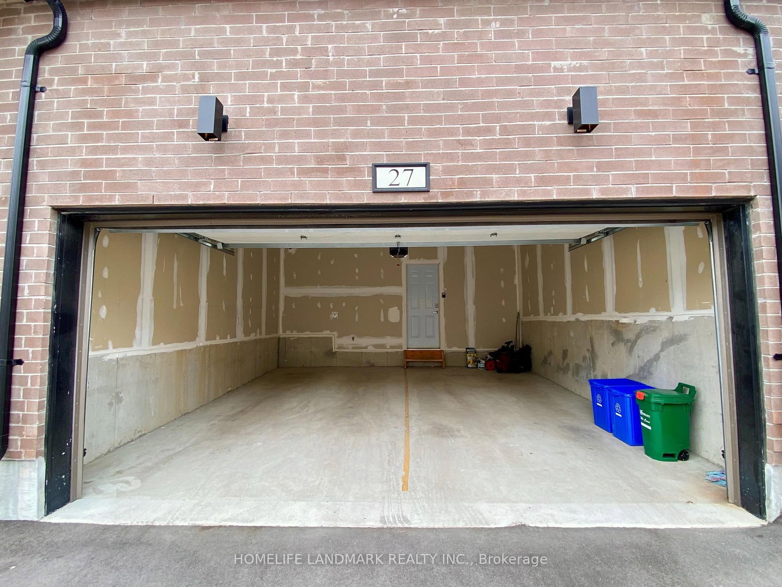 27 Guardhouse Crescent - Photo 38