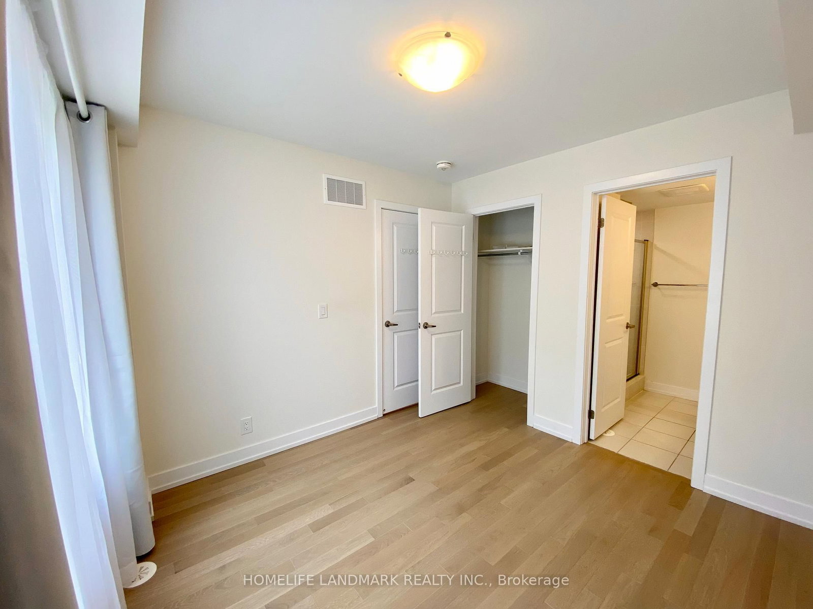 27 Guardhouse Crescent - Photo 4