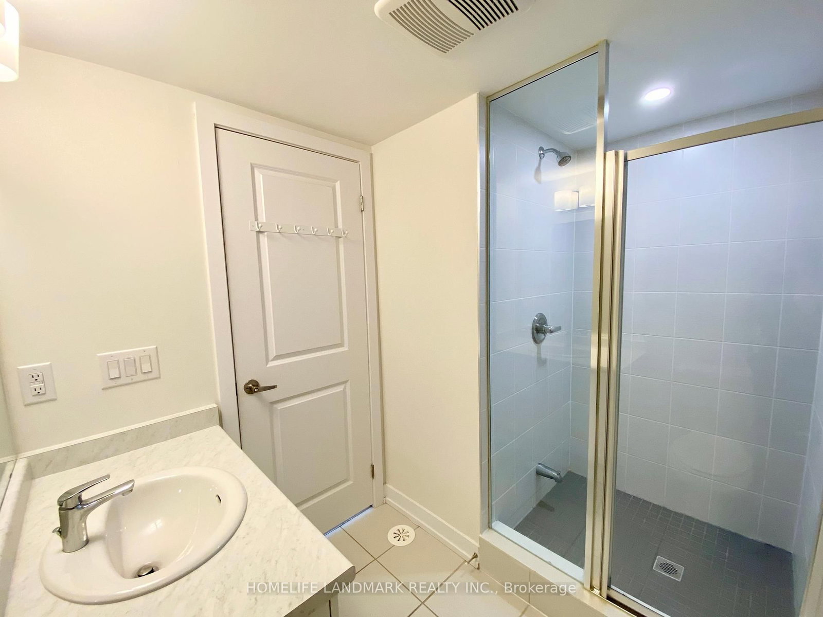 27 Guardhouse Crescent - Photo 7