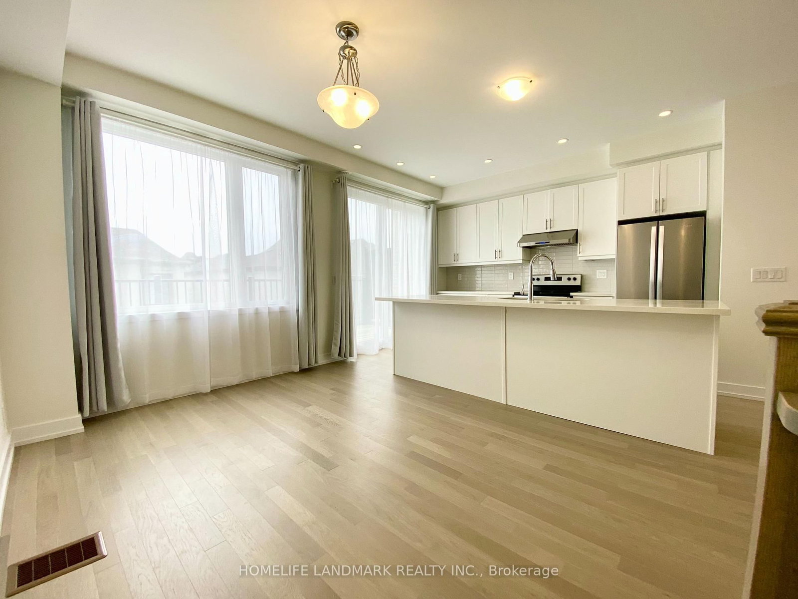 27 Guardhouse Crescent - Photo 9