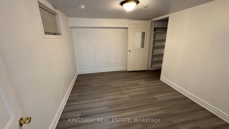 (Lower Level 2) - 65 Park Cres, Richmond Hill, L4E 3J5 | Image 3