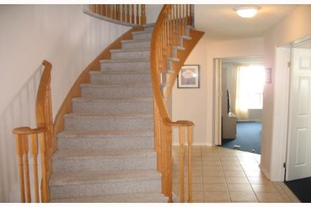 1128 Corrie St, Innisfil, L9S1W9 | Image 2