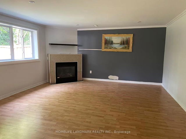 LOWER - 28 Delphinium Avenue