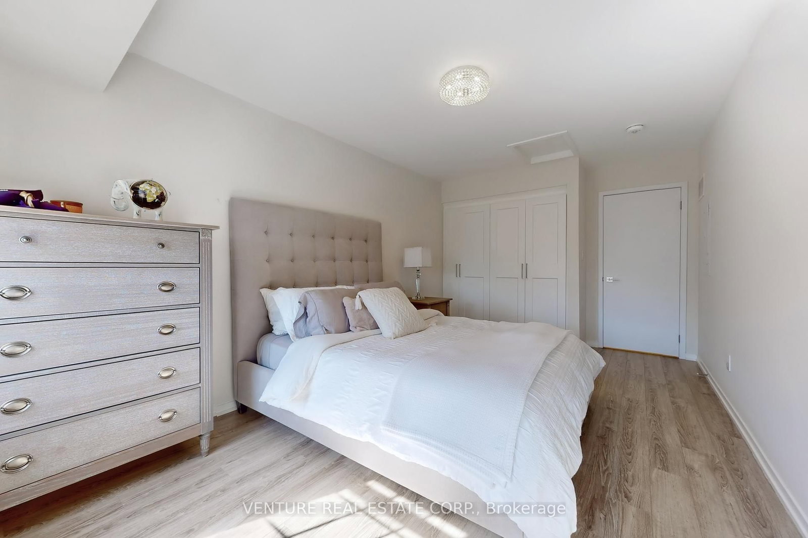 26 Bruce Street, Unit E11 - Photo 26