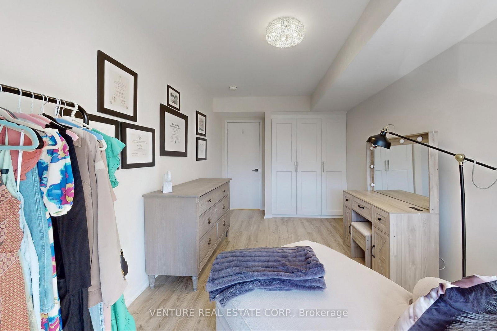 26 Bruce Street, Unit E11 - Photo 31