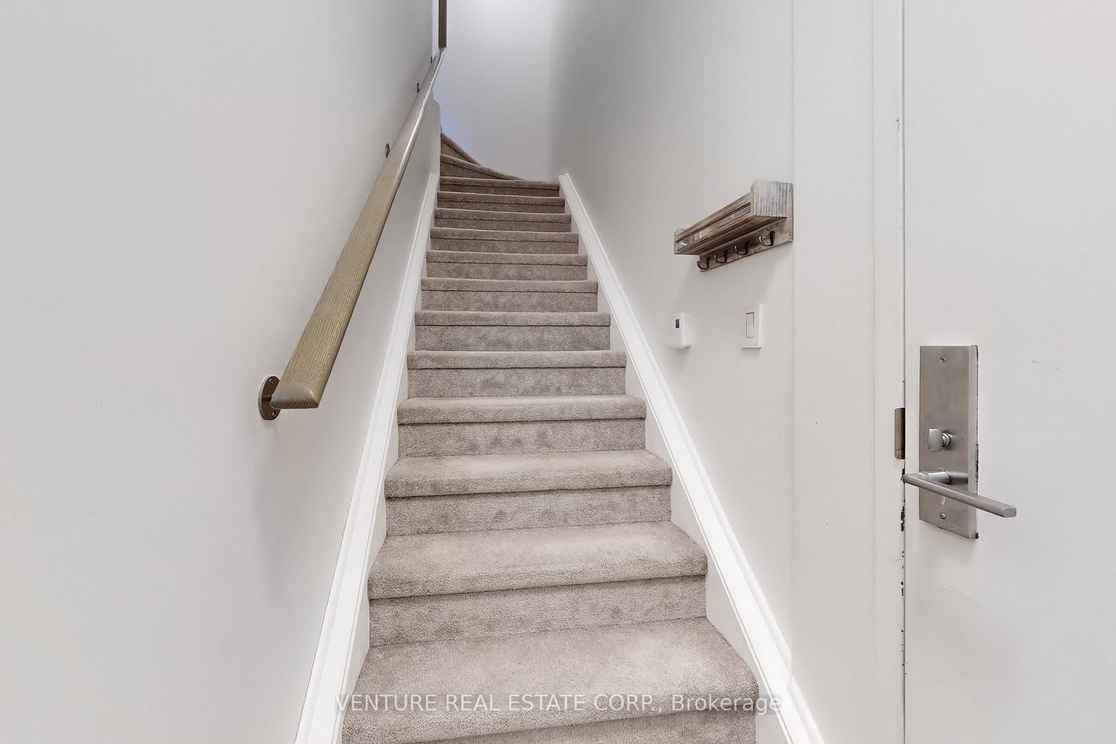 26 Bruce Street, Unit E11 - Photo 6