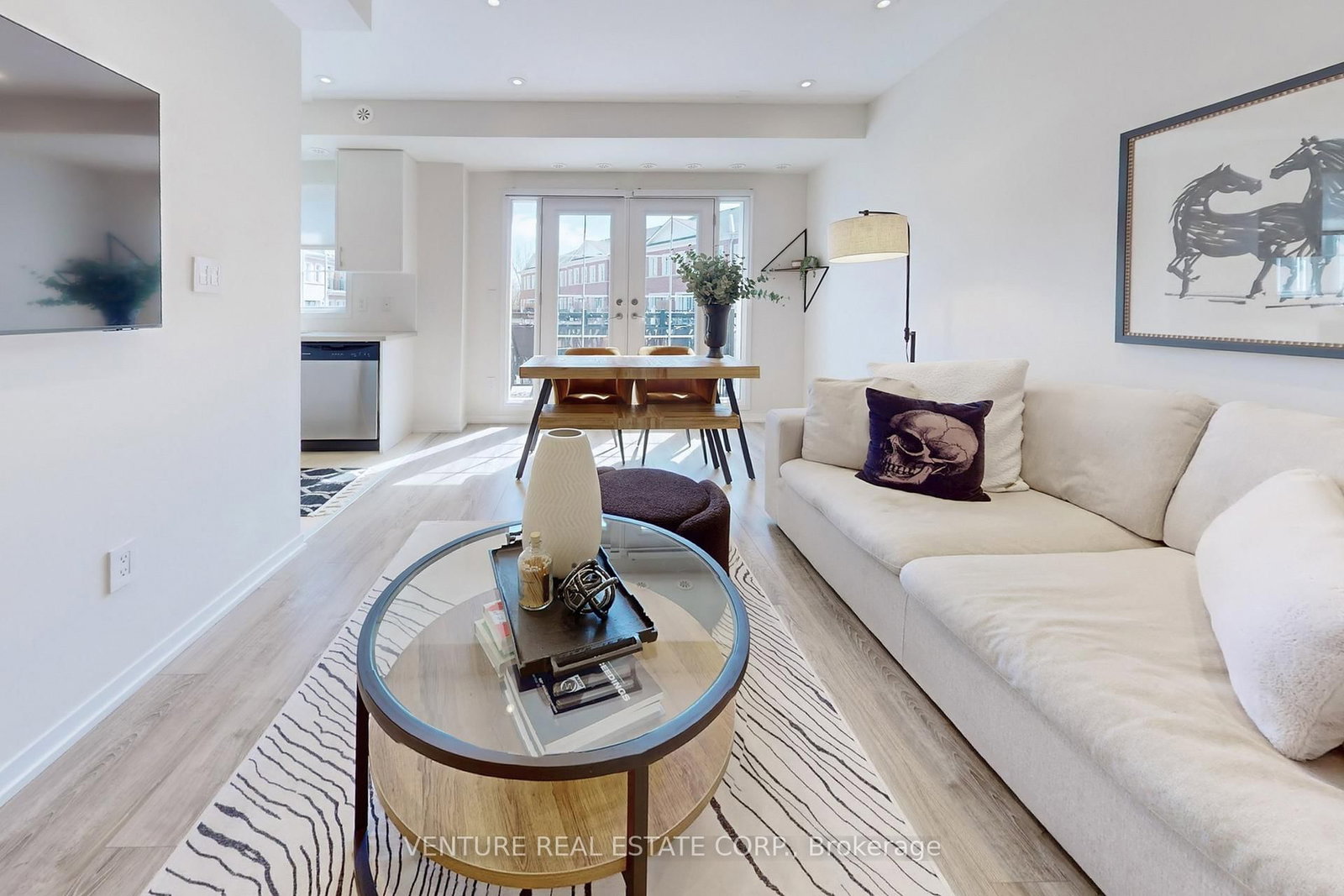 26 Bruce Street, Unit E11 - Photo 9