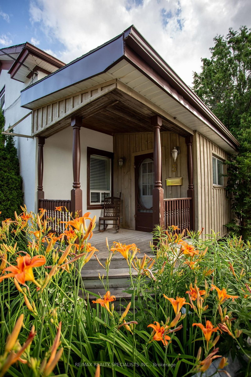 5 East John St N, Innisfil, L0L 1L0 | Image 2