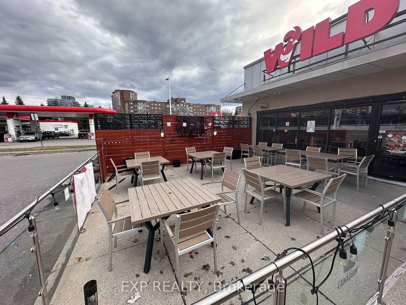 111 - 9580 Yonge St, Richmond Hill, L4C 1V6 | Image 2