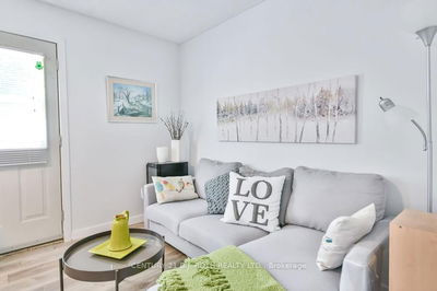 14 LARKDALE Cres, Essa - Angus image-0-4