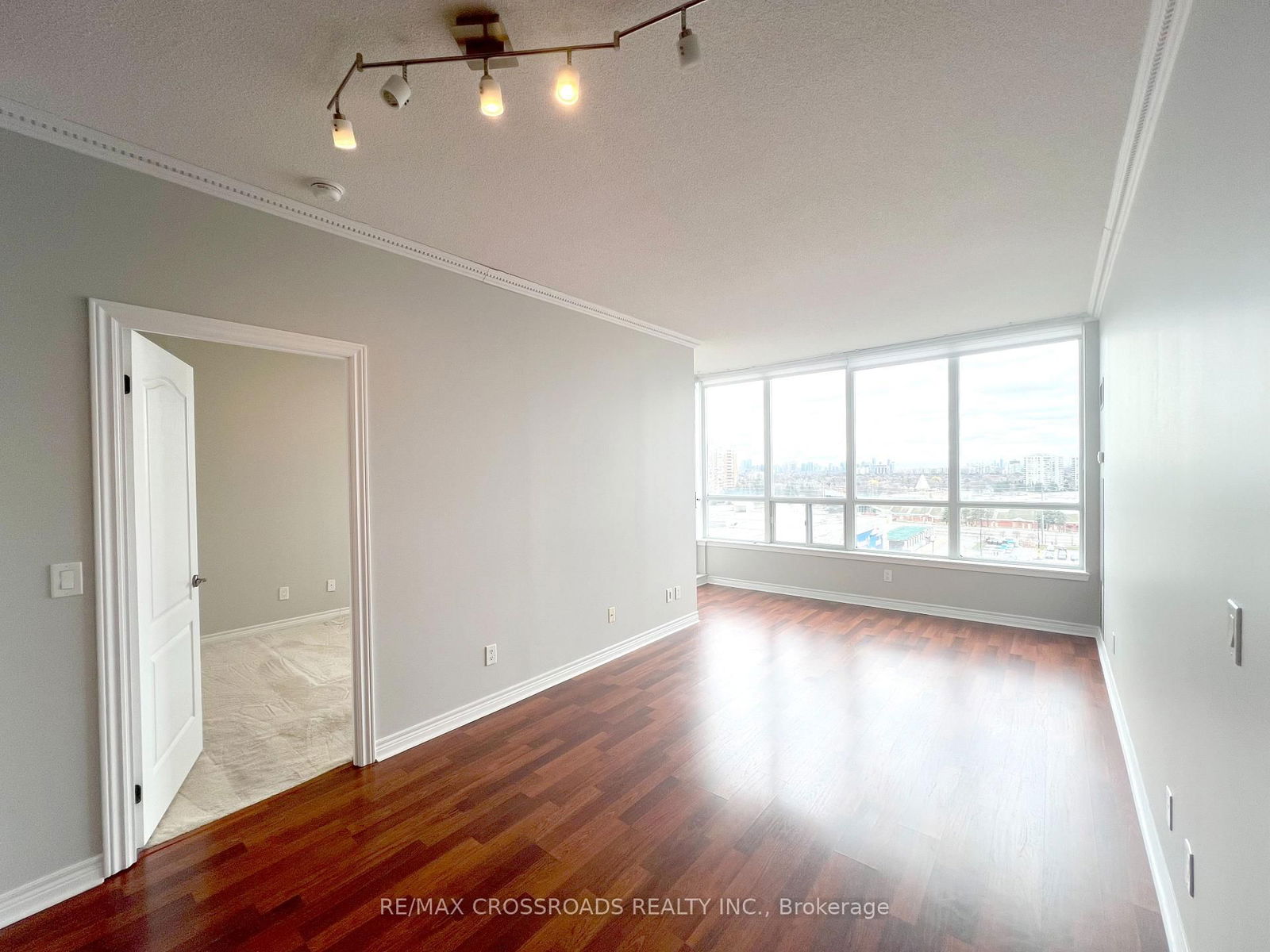 Condo for lease at 1004-15 North Park Road, Vaughan, Ontario, L4J 0A1 - Beverley Glen - MLS: N12262576