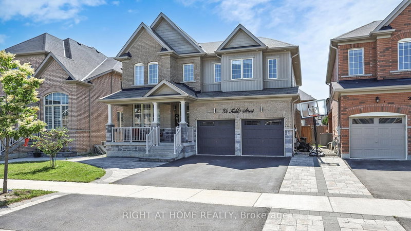 34 Kidd St, Bradford West Gwillimbury, L3Z 0V5 | Image 2