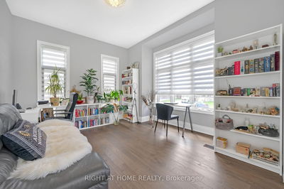 45 Cairns Gate, King - King City image-0-3