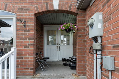 118 Guinevere Rd, Markham - Cedarwood image-0-2