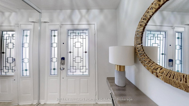 773 Miller Park Ave, Bradford West Gwillimbury, L3Z 0B9 | Image 3