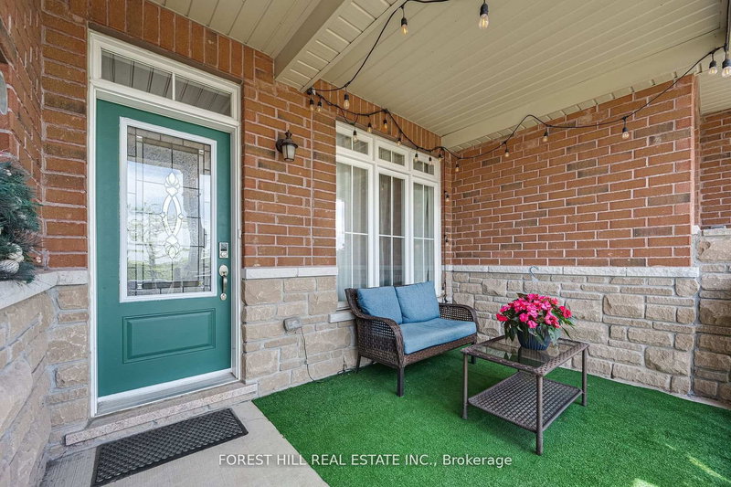 41 Pavlova Cres, Richmond Hill, L4E 0V8 | Image 2