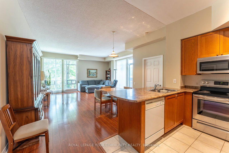 110 - 11121 Yonge St, Richmond Hill, L4C 0S7 | Image 3