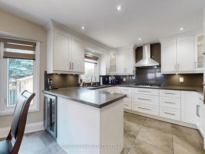 45 Timbermill Cres, Markham - Raymerville image-0-4