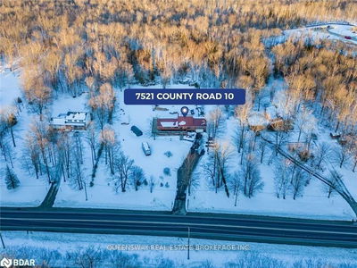 7521 County Road 10, Essa - Angus