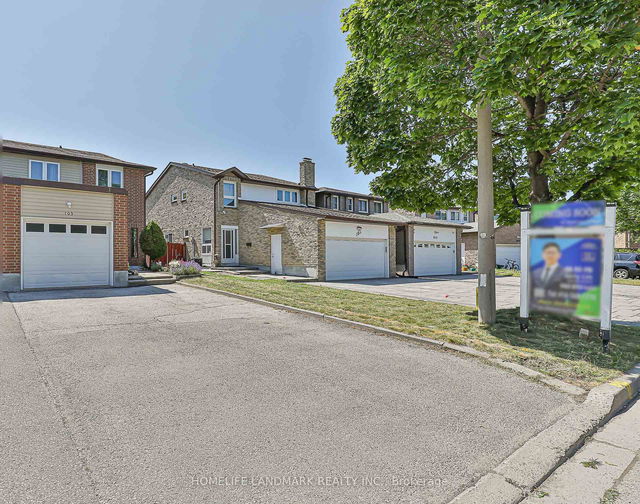 103 Fullerton Crescent