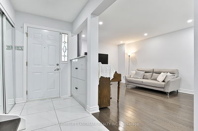 103 Fullerton Cres, Markham - Milliken Mills West image-0-4