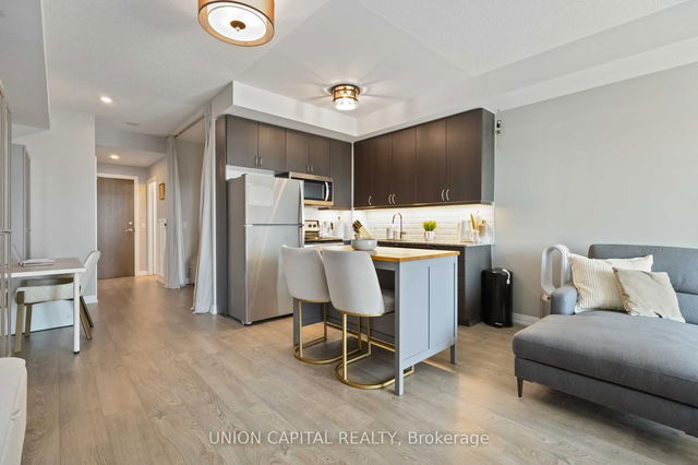 512 - 9560 Markham Road