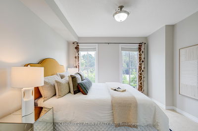 2918 Elgin Mills Rd, Markham - Victoria Square image-0-4