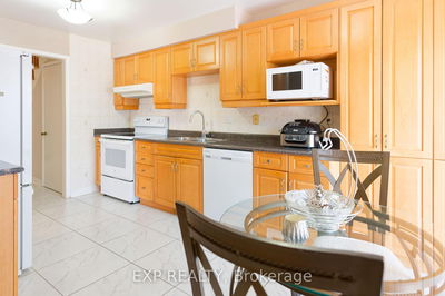 24 Jaffray Rd, Markham - Milliken Mills East image-0-4