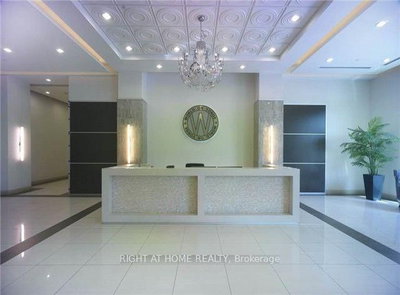 Unit 810 — 7171 Yonge Street — photo 3