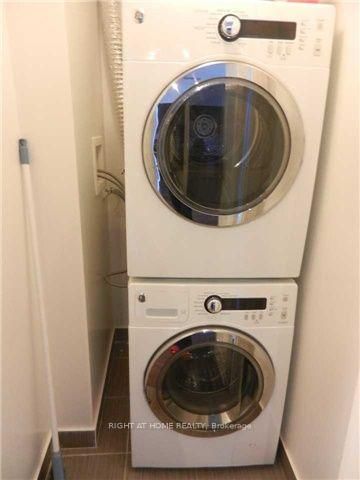 7171 Yonge Street, Unit 810 - Photo 9