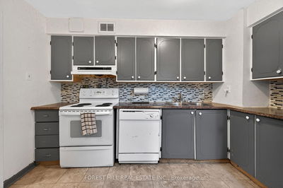 Unit 102 — 1 Royal Orchard Blvd, Markham - Royal Orchard image-0-2
