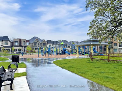 10 Pevensey Lane, Markham - Angus Glen image-0-1