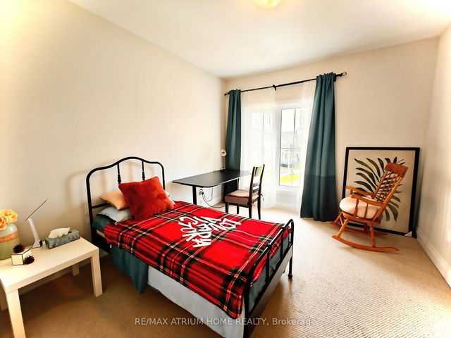 2 bedrooms - 29 Dennis Reed Court
