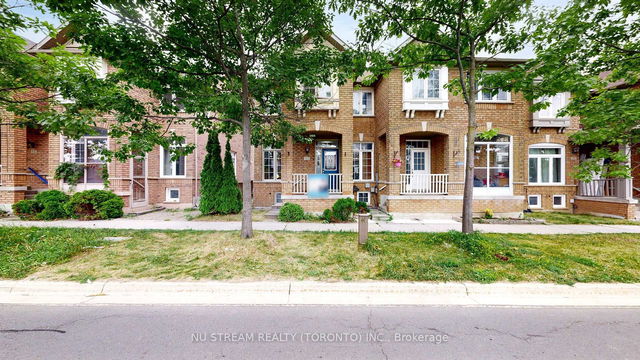 41 Bur Oak Avenue
