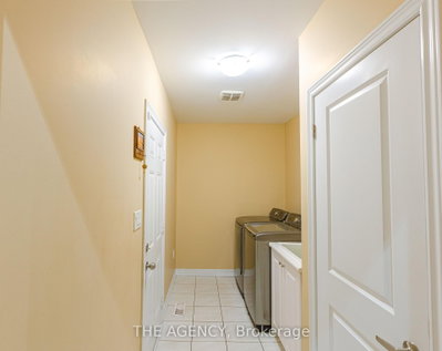 20 Nocturne Avenue — photo 3