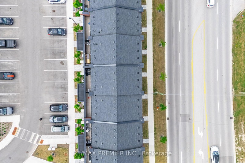 4 - 200 Dissette St, Bradford West Gwillimbury, L3Z 3G8 | Image 3