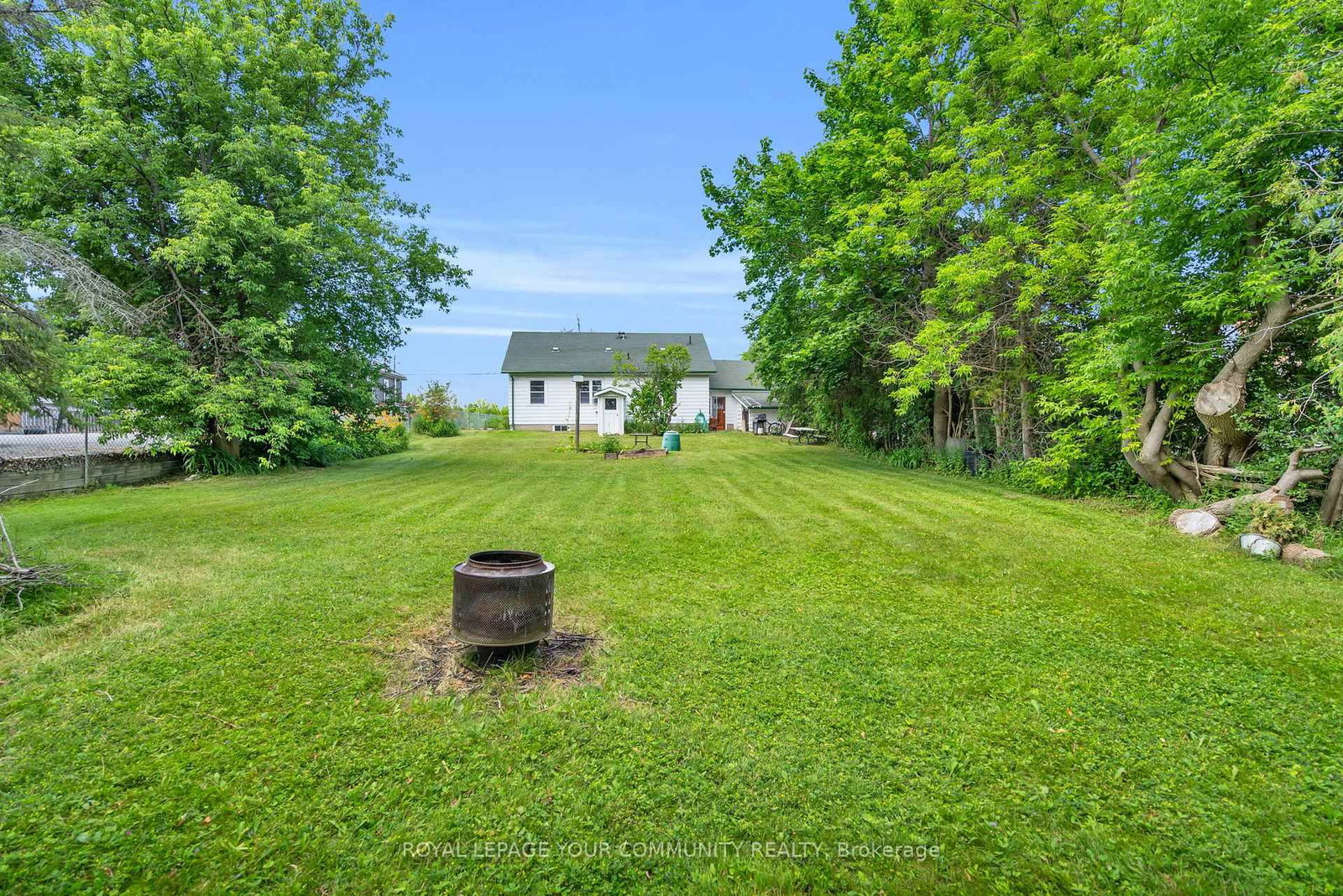 Listing Image 44