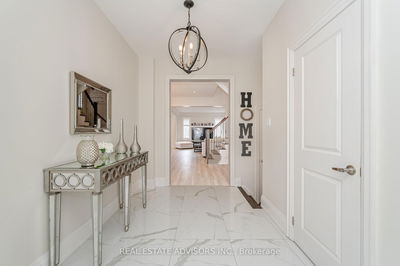 81 Pridham Pl, New Tecumseth - Tottenham image-0-4