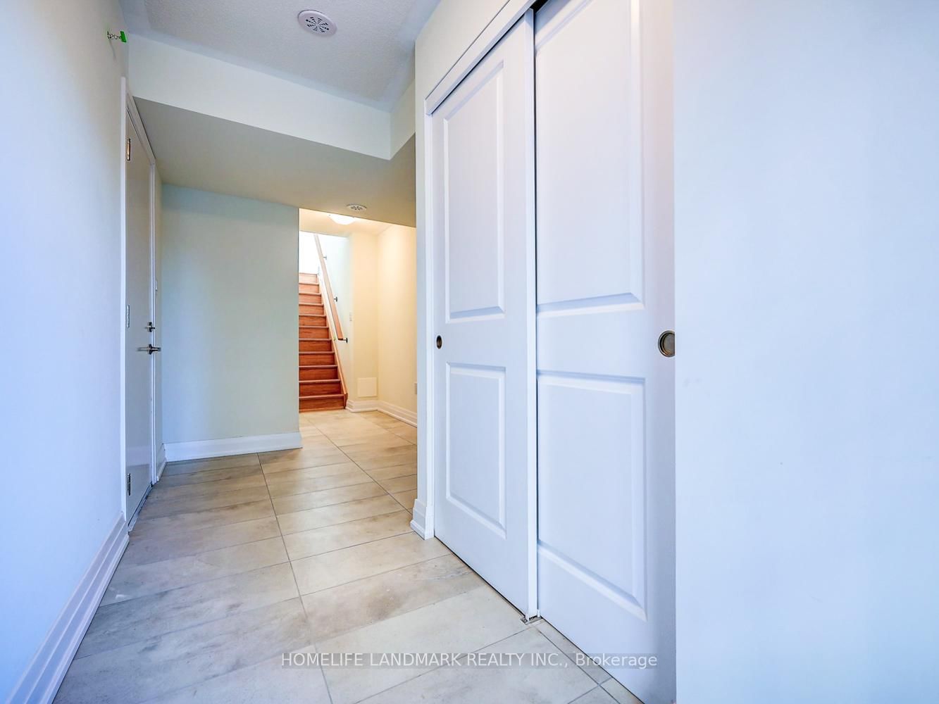 5 Maybank Lane - Photo 5