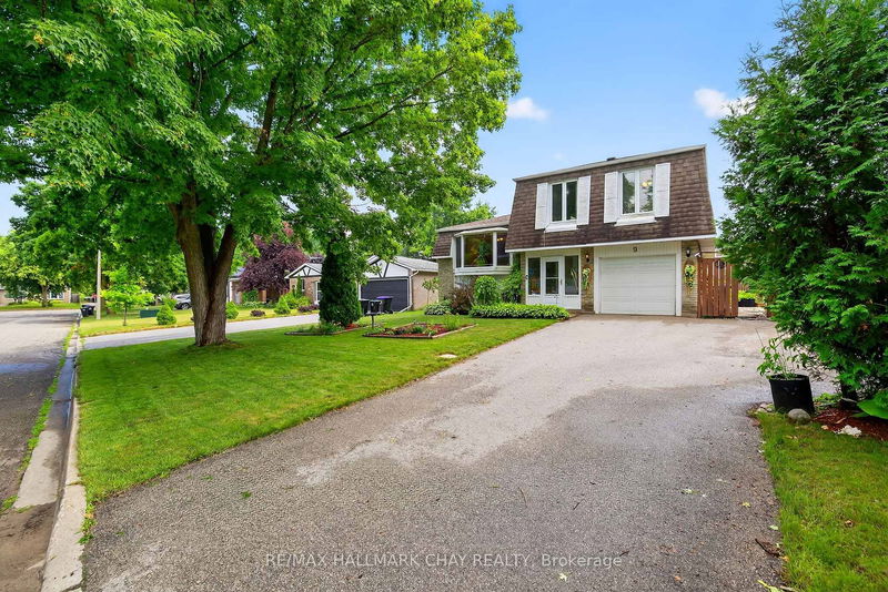 9 Hammond Cres, New Tecumseth - Beeton image-0-0