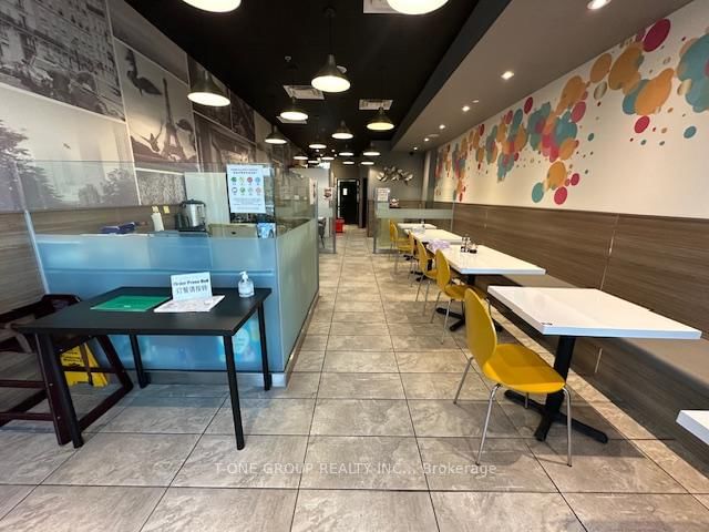 30 - 7181 Yonge St, Markham, L3T 0C7 | Image 2