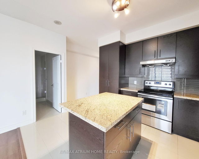 1016 - 325 South Park Road