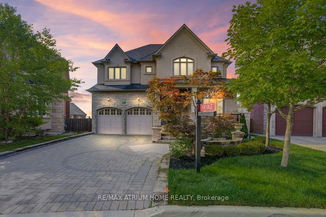 9 Berkshire Crescent