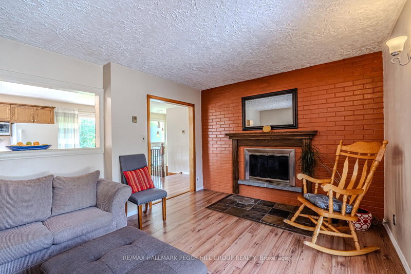 250 Sunnybrae Ave, Innisfil, L9S 1J1 | Image 2