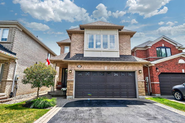252 McBride Crescent
