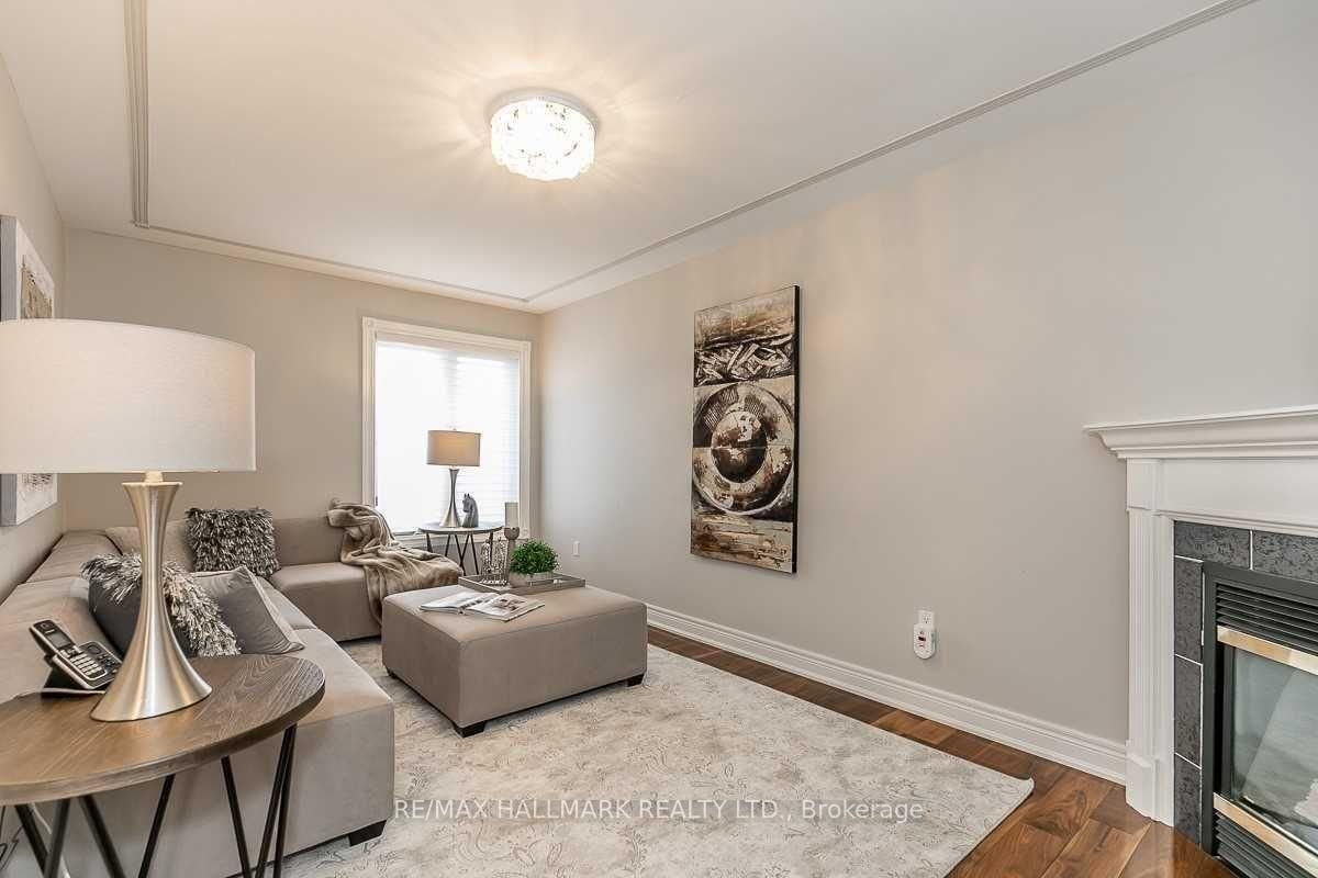 192 Humberland Drive, Richmond Hill, ON, photo 4